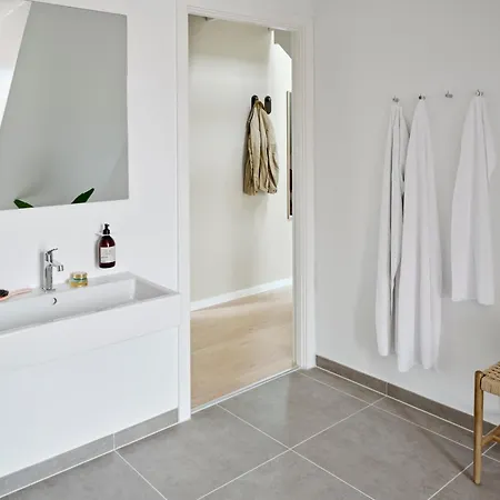 Aparthotel Aura *